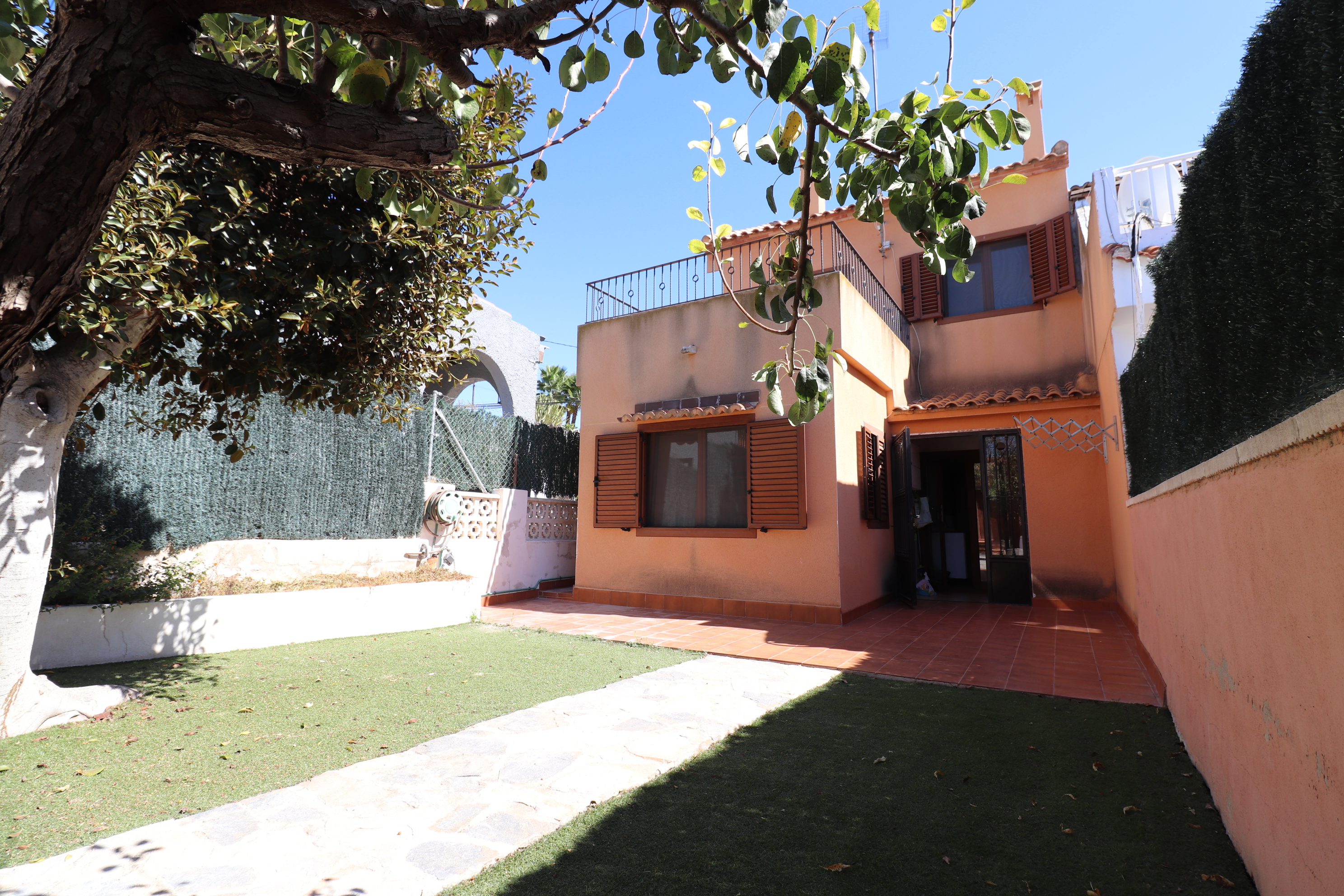 Qlistings 4 Bedroom Semi Detached Villa For Sale In Algorfa image 2