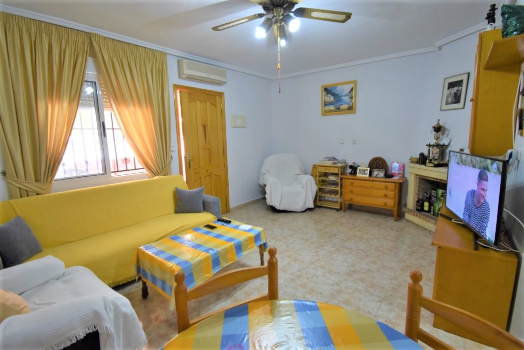 Qlistings 2 Bedroom Quad Villa For Sale In Orihuela Costa image 4