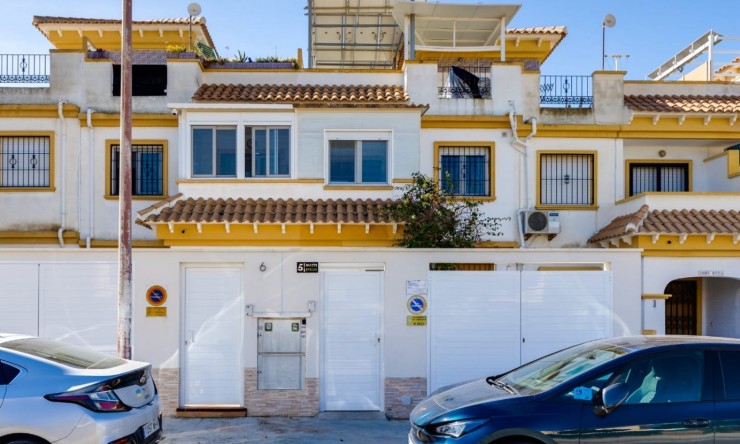 Adosado - Reventa - Torrevieja - Aguas Nuevas