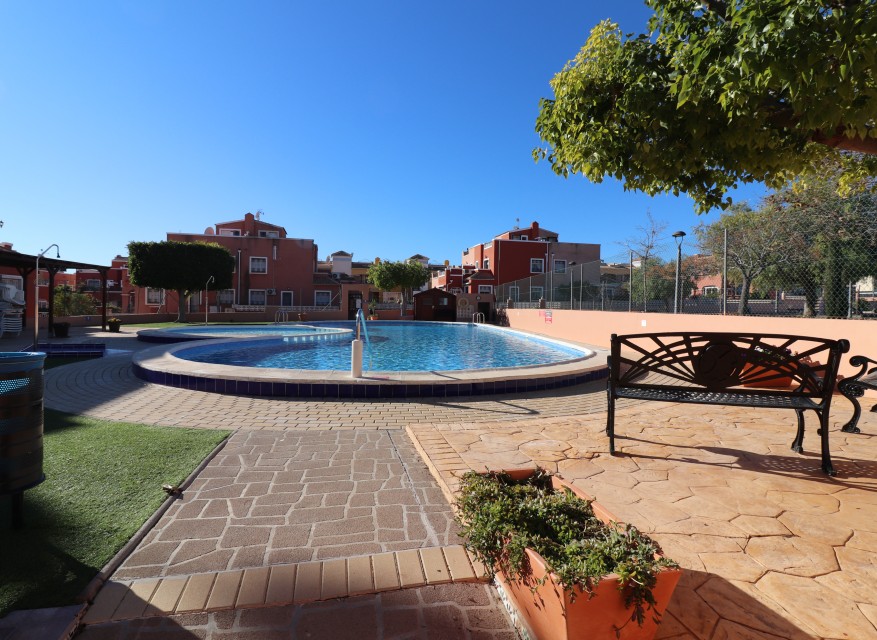 Alquiler - Bungalow - Los Montesinos - La Herrada