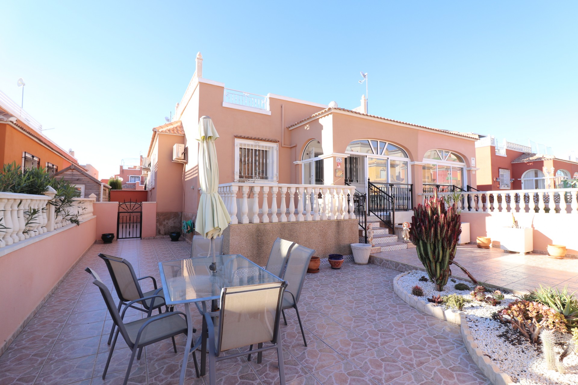Alquiler - Bungalow - Los Montesinos - La Herrada