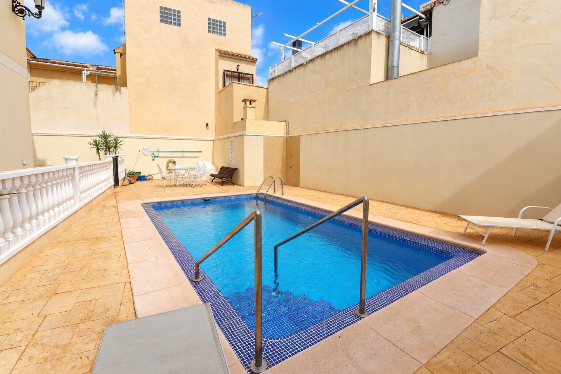 Alquiler - Duplex - Jacarilla - Jacarilla - Pueblo