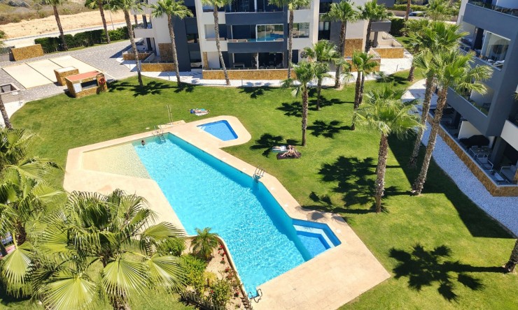 Apartamento - Reventa - Orihuela Costa - Los Altos