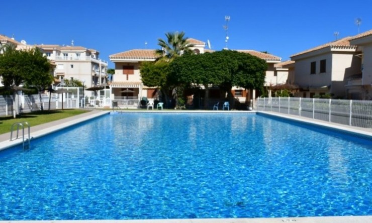 Apartamento - Reventa - Orihuela Costa - Playa Flamenca
