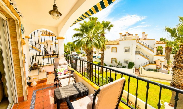 Apartamento - Reventa - Orihuela Costa - SHL-30500