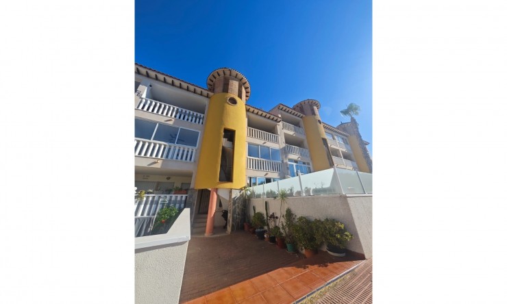 Apartamento - Reventa - Orihuela Costa - Villamartin