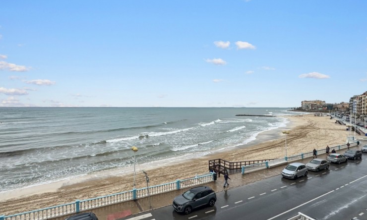 Apartamento - Reventa - Torrevieja - Playa Los Locos