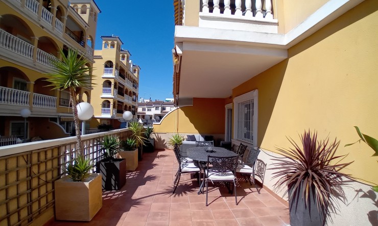 Apartment - Re-Sale - Algorfa - Algorfa - Village