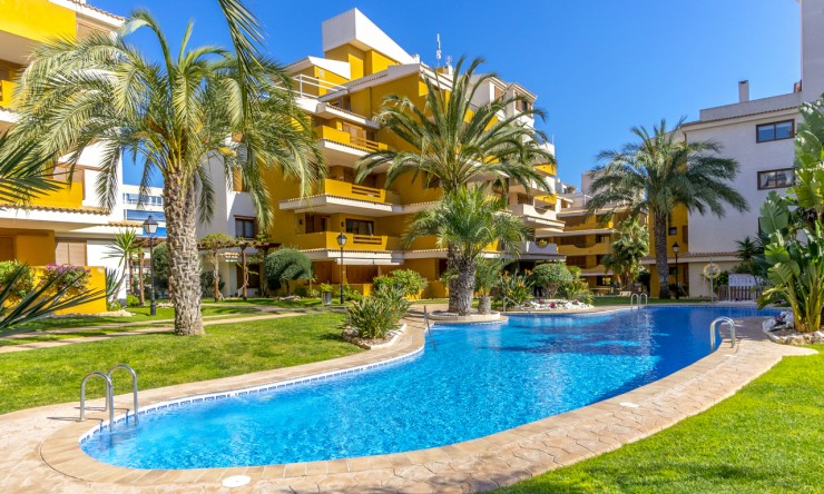 Apartment - Re-Sale - Orihuela Costa - Punta Prima