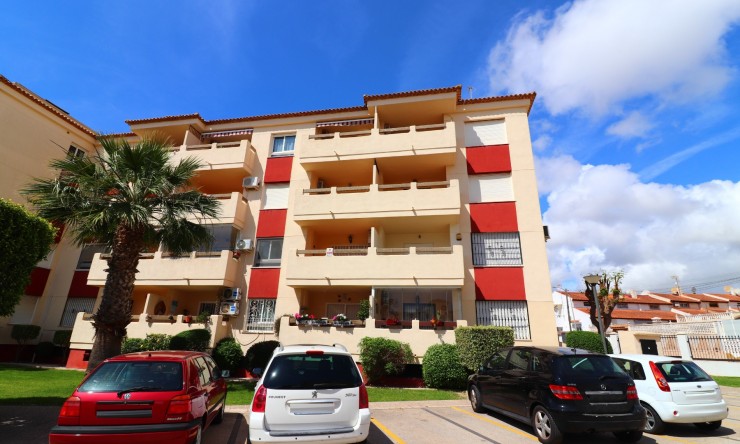 Apartment - Re-Sale - Orihuela Costa - VRE 5777