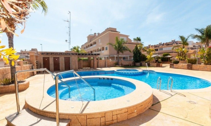 Apartment - Re-Sale - Orihuela Costa - VRE 5857