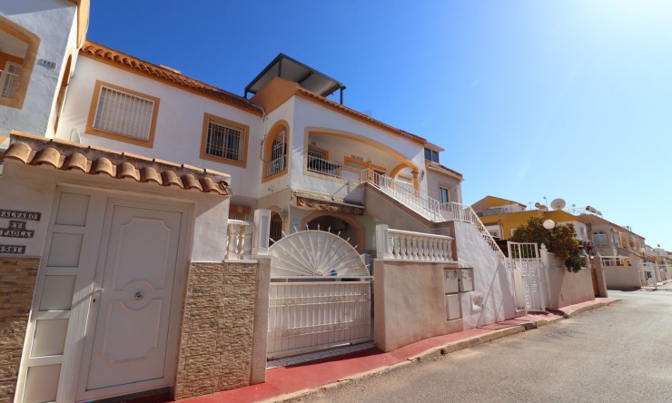 Apartment - Re-Sale - Torrevieja - Altos del Limonar