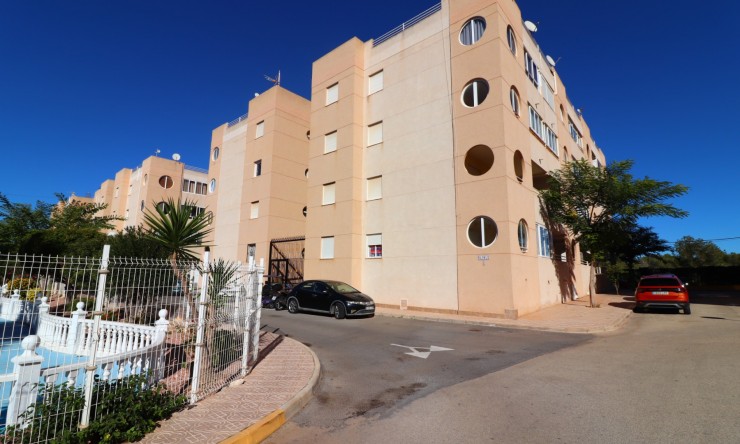 Apartment - Re-Sale - Torrevieja - San Luis