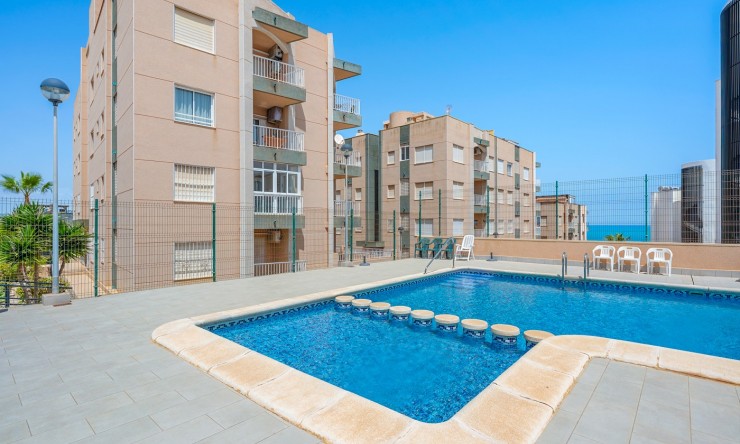 Apartment - Re-Sale - Torrevieja - Torre La Mata