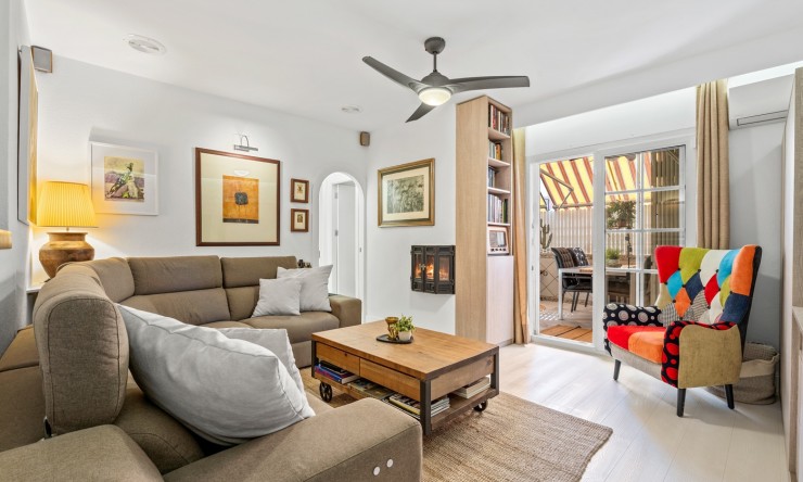 Apartment - Re-Sale - Torrevieja - Torrevieja - Centre