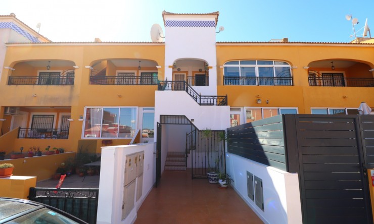 Appartement - Wederverkoop - Los Montesinos - La Herrada