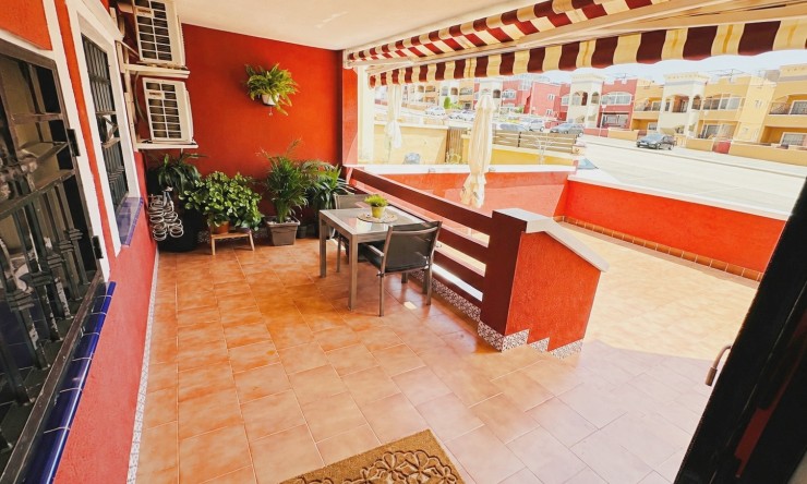 Appartement - Wederverkoop - Orihuela Costa - Los Altos