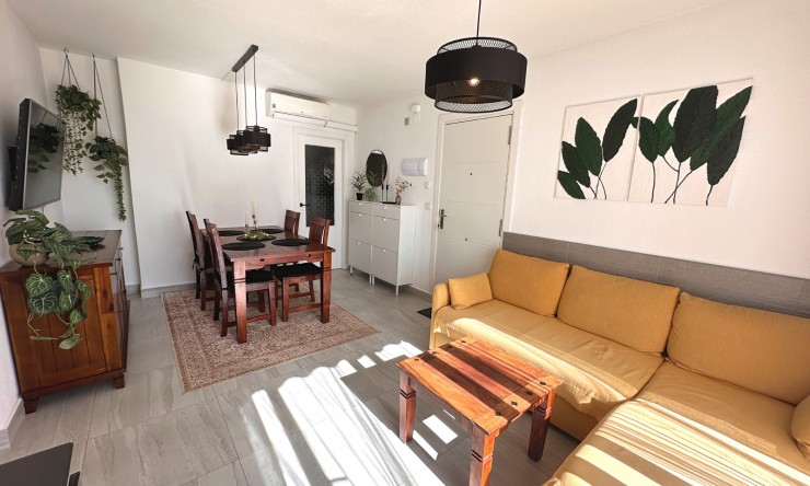 Appartement - Wederverkoop - Torrevieja - El Chaparral