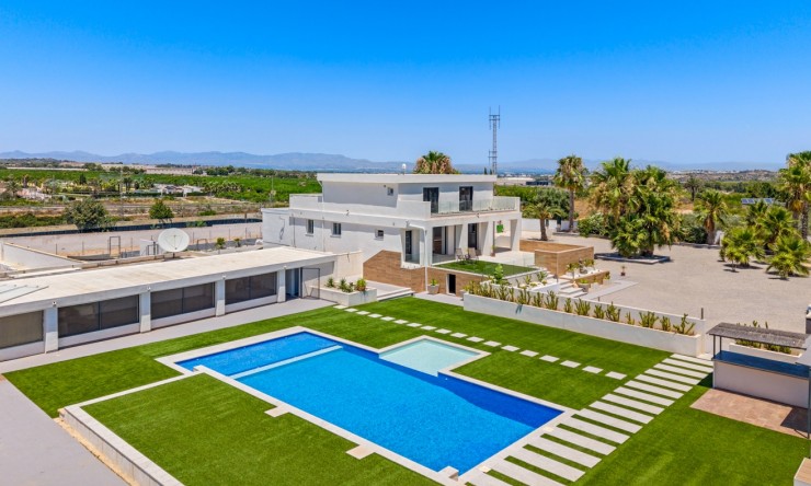 Casa de Campo - Reventa - Los Montesinos - La Herrada