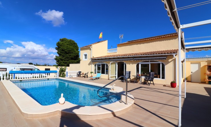 Casa de Campo - Reventa - Rafal - El Mudamiento