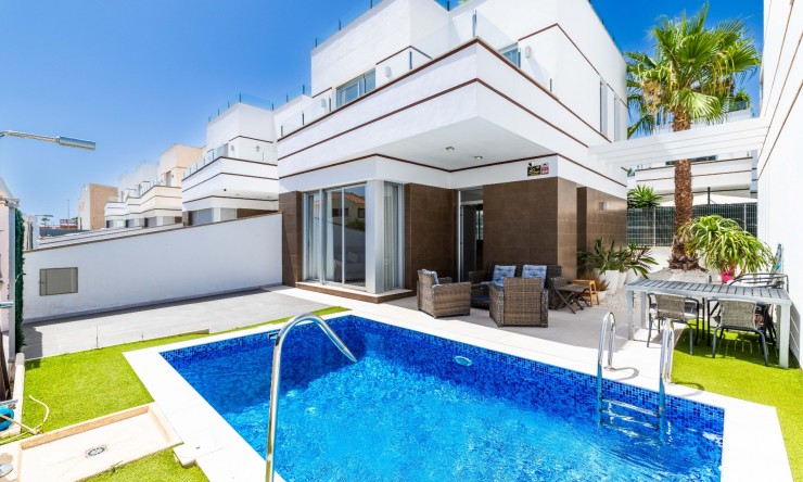 Chalet - Reventa - Ciudad Quesada - CI-27367