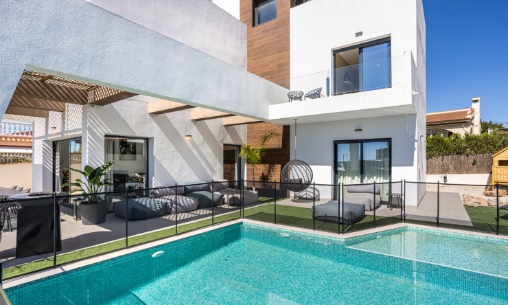 Chalet - Reventa - Ciudad Quesada - LF-74598