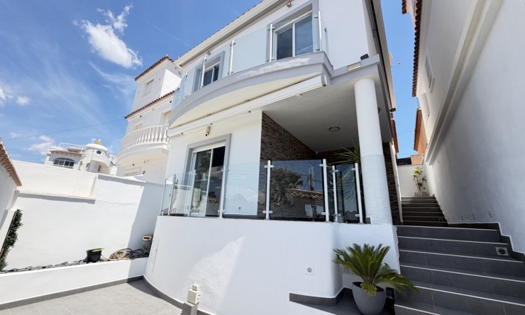 Chalet - Reventa - Orihuela Costa - Villamartin