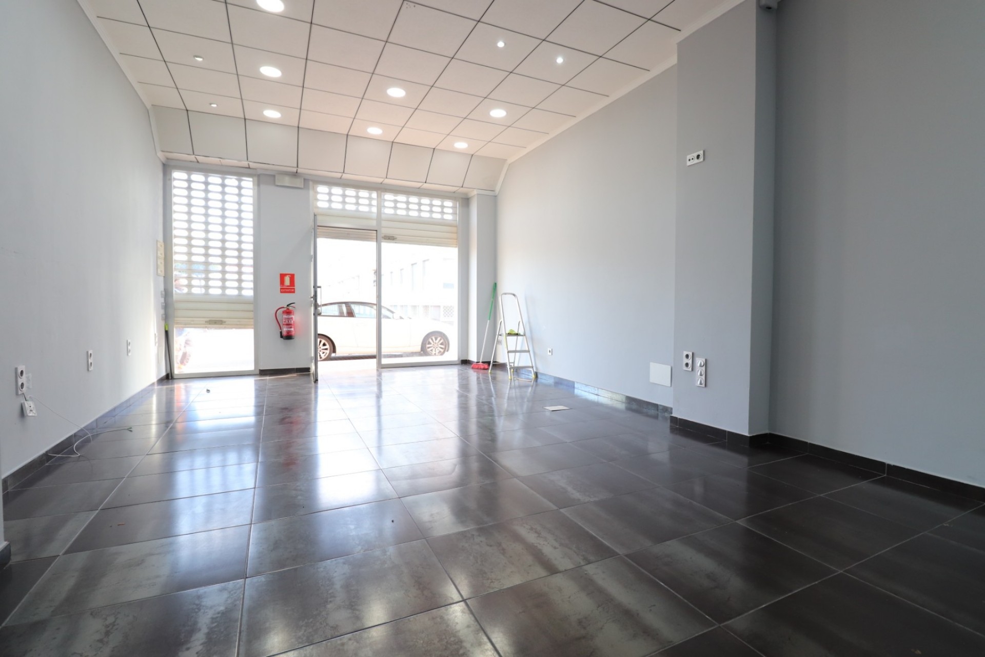 Comercial - Comercial (Alquiler) - Formentera del Segura - Formentera - Pueblo