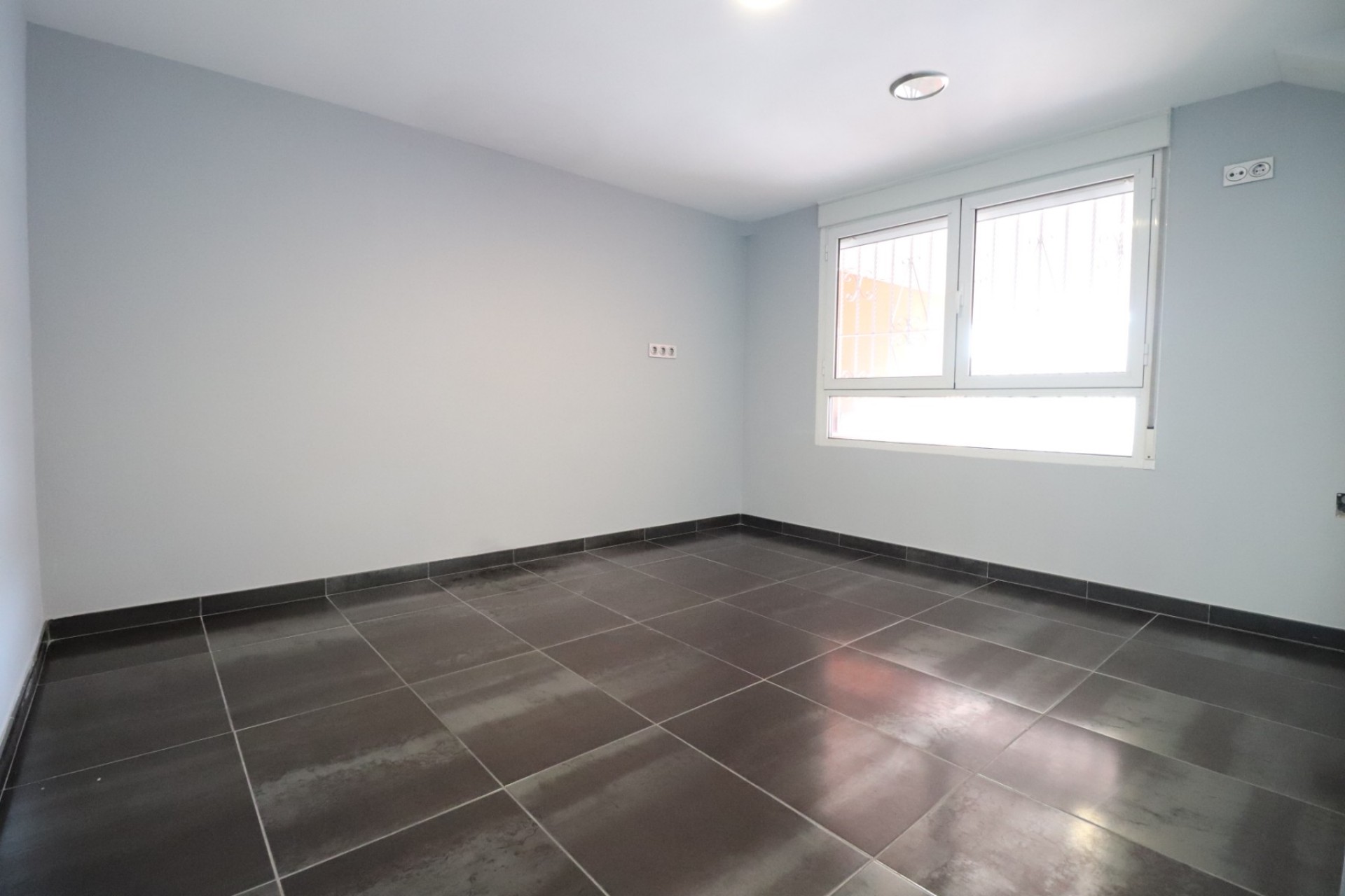 Comercial - Comercial (Alquiler) - Formentera del Segura - Formentera - Pueblo