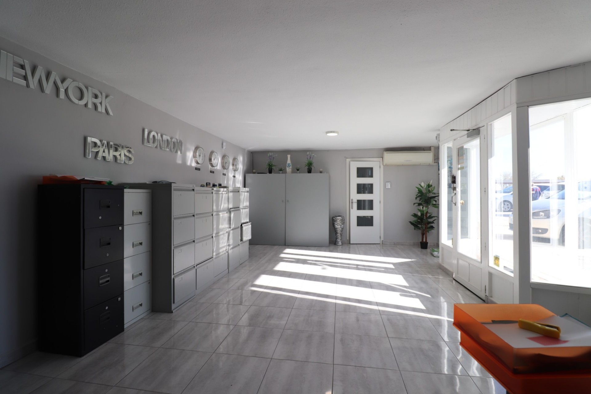 Commercial - Commercial - Dolores - Dolores - Town