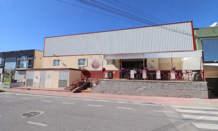 Commercial (Pleine Propriété) - Commercial - Ciudad Quesada - VRE COM140