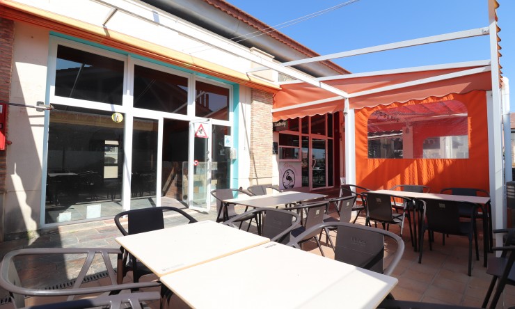 Commercieel - Commercieel - Algorfa - VRE COM107