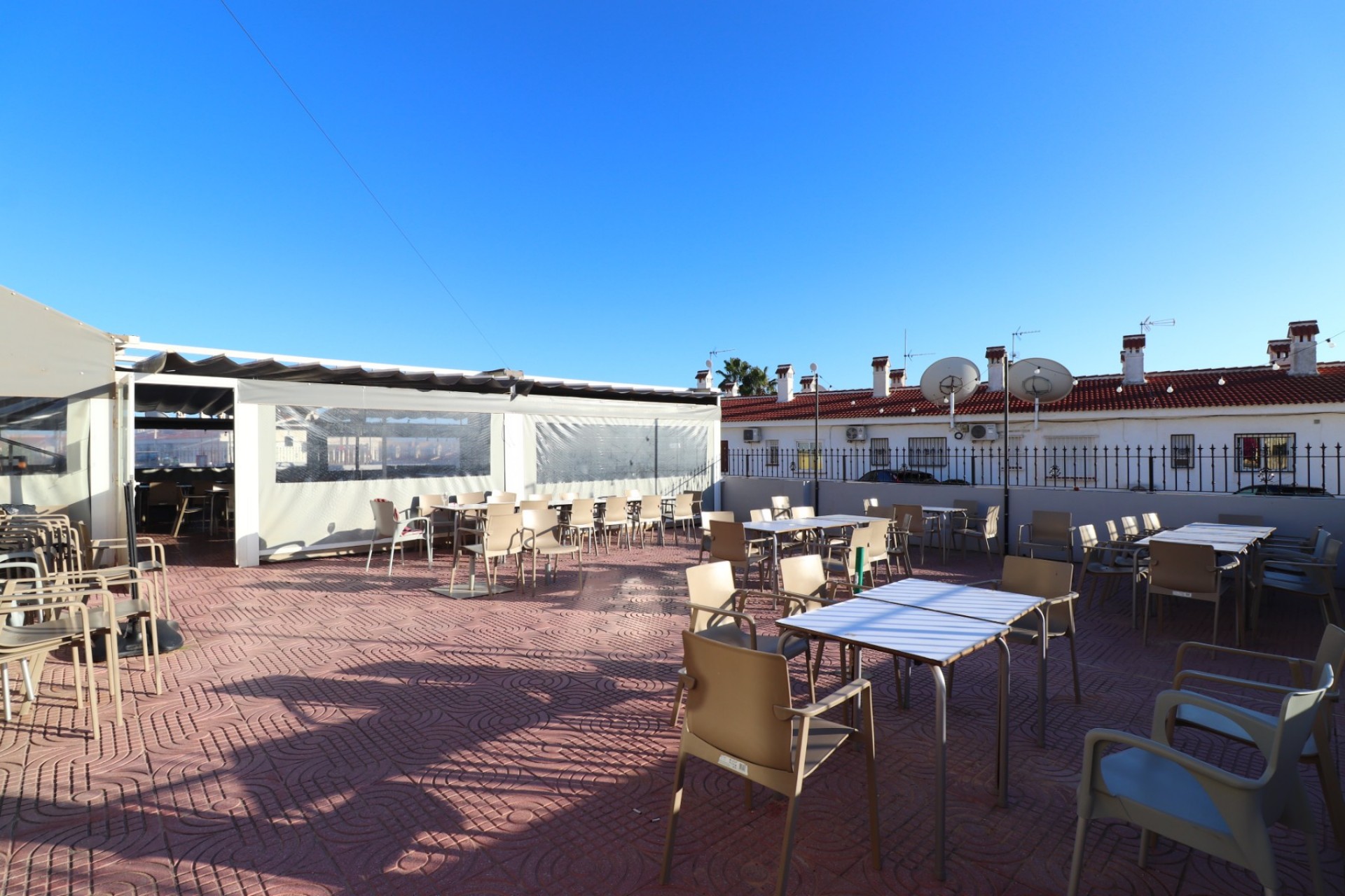 Commercieel - Commercieel - Ciudad Quesada - Doña Pepa