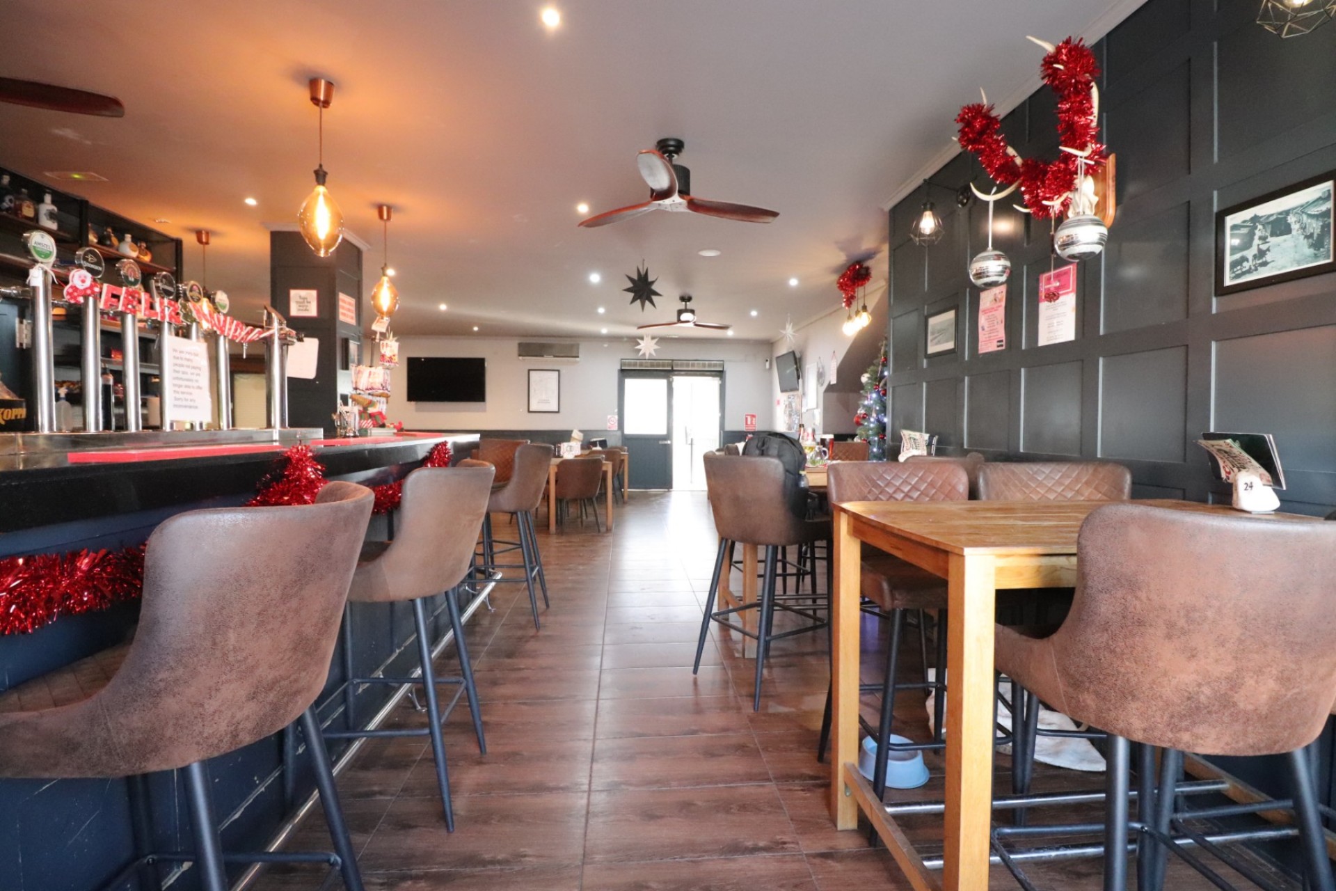 Commercieel - Commercieel - Ciudad Quesada - Doña Pepa