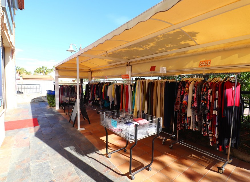 Commercieel - Commercieel (Erfpacht) - Algorfa - La Finca Golf Resort