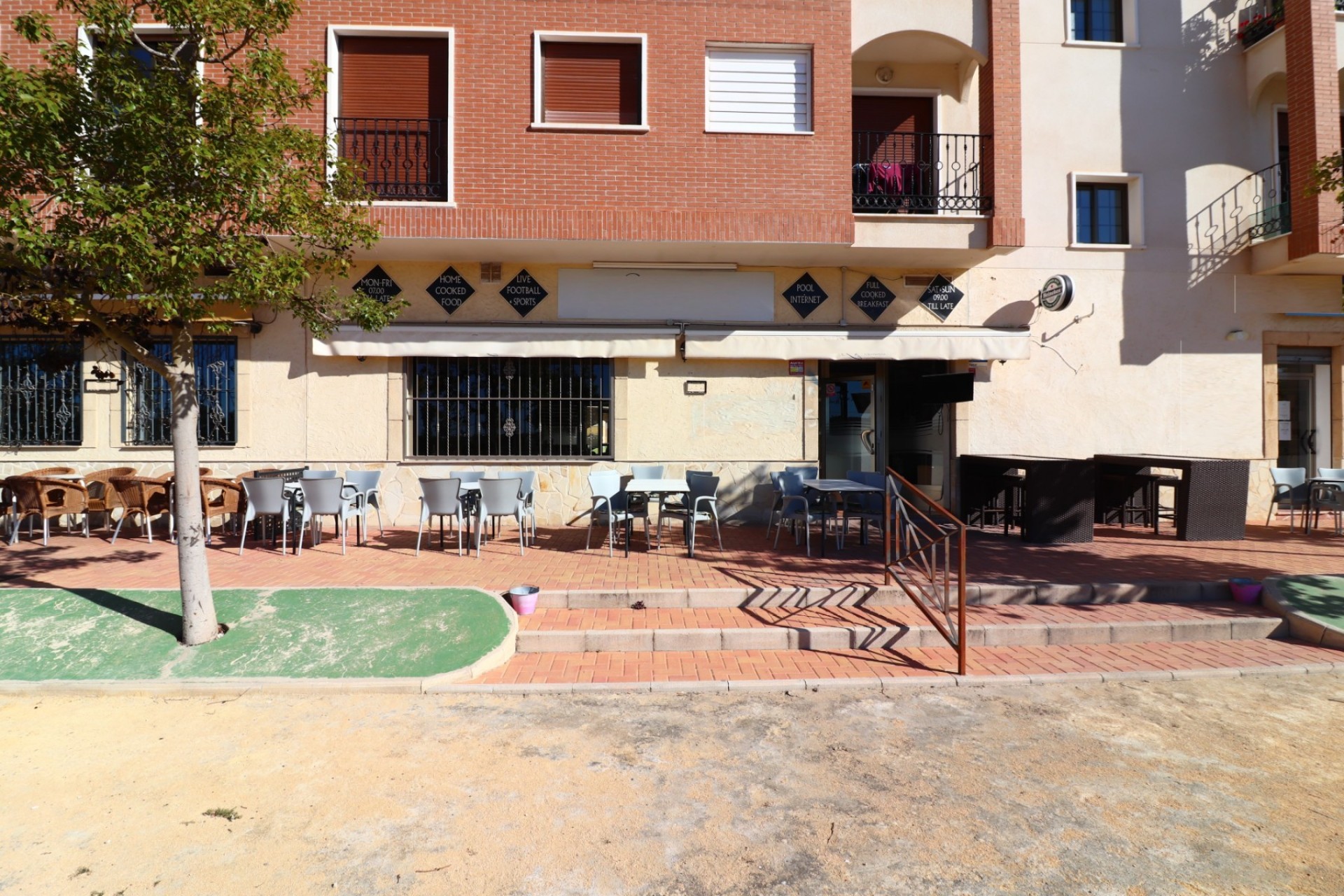 Commercieel - Commercieel (Erfpacht) - Formentera del Segura - Formentera - Dorp