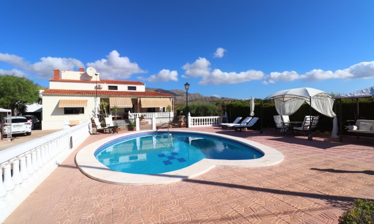 Country Property - Re-Sale - Crevillente - Crevillente - Country