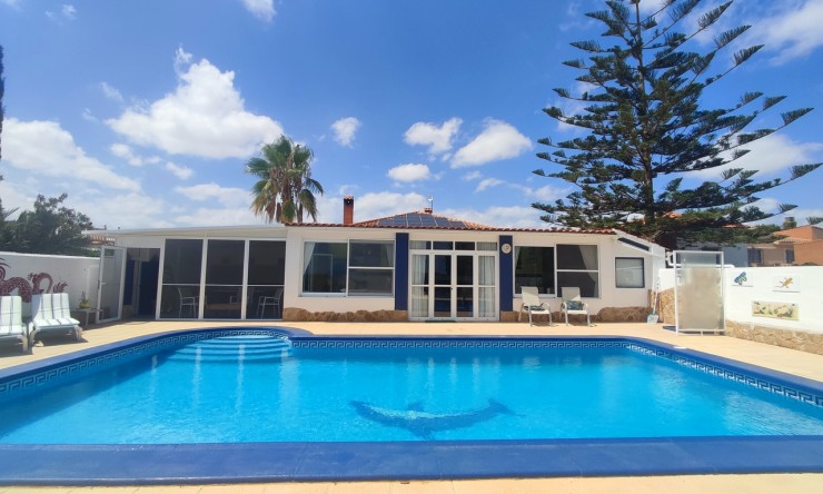 Country Property - Re-Sale - Gea y Truyols - Urb Lo Santiago