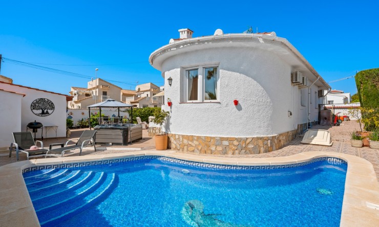 Detached Villa - Re-Sale - Ciudad Quesada - CBB-80166