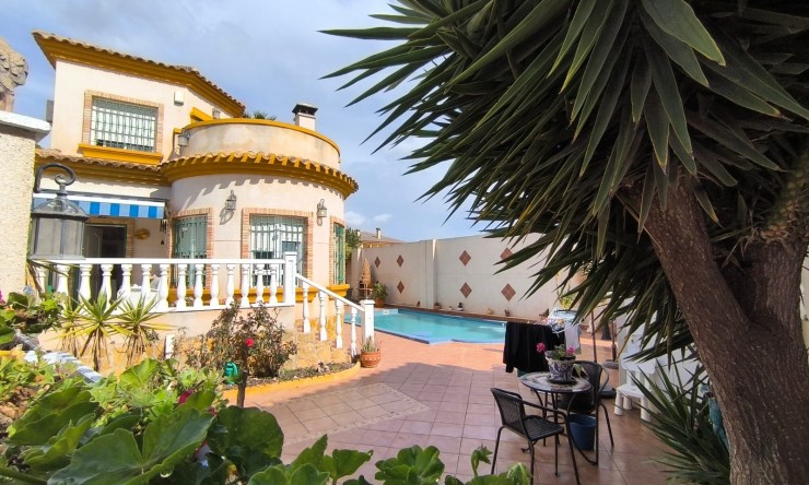 Detached Villa - Re-Sale - Guardamar del Segura - El Raso