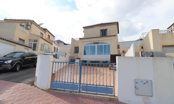 Detached Villa - Re-Sale - Orihuela Costa - Los Balcones