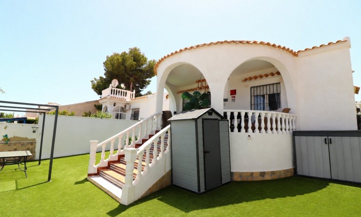 Detached Villa - Re-Sale - Orihuela Costa - Villamartin