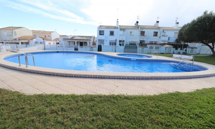Detached Villa - Re-Sale - Orihuela Costa - VRE 5814