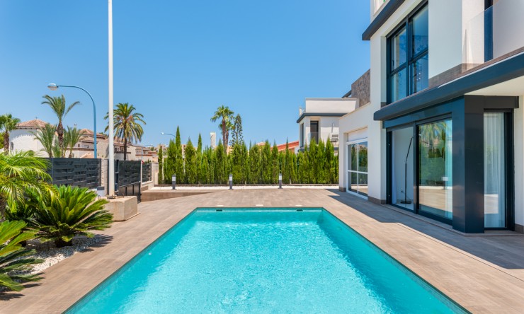 Frittliggende Villa - Nye - Cartagena - Playa Paraiso