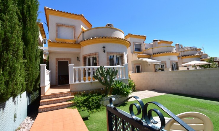 Frittliggende Villa - Utleie - Los Montesinos - La Herrada