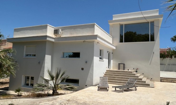 Frittliggende Villa - Videresalg - Ciudad Quesada - Ciudad Quesada - Byen