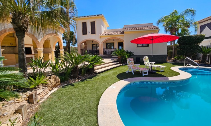 Frittliggende Villa - Videresalg - Ciudad Quesada - CLD-91069