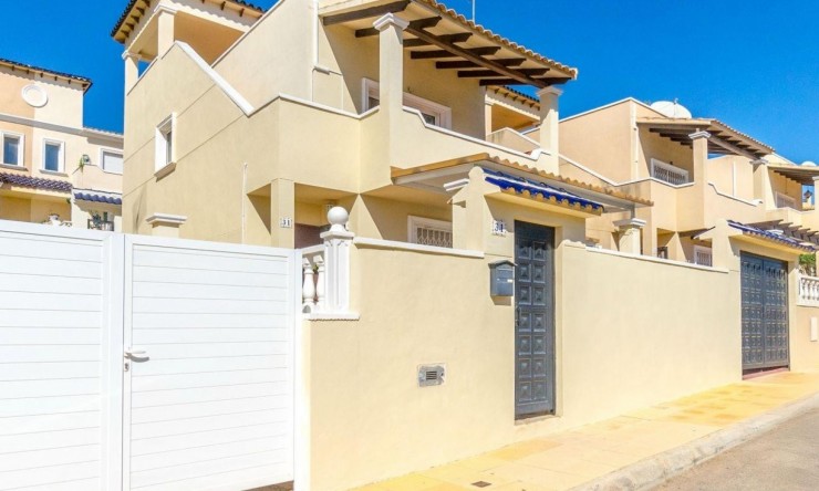 Frittliggende Villa - Videresalg - Orihuela Costa - El Galan
