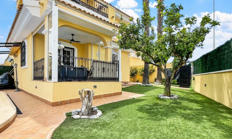 Frittliggende Villa - Videresalg - Orihuela Costa - Los Dolses
