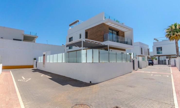 Frittliggende Villa - Videresalg - Orihuela Costa - Villamartin